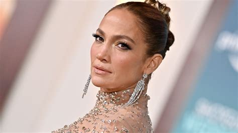 Jennifer Lopez Posts Video of Her Bare